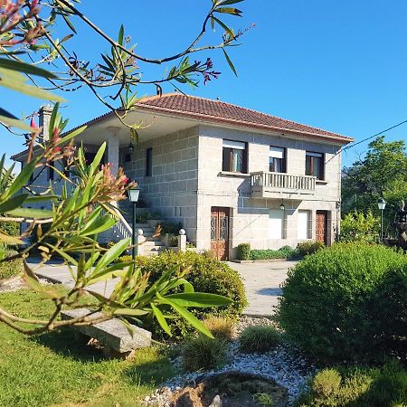 Villa O Eido De Celia Ponteareas Esterno foto